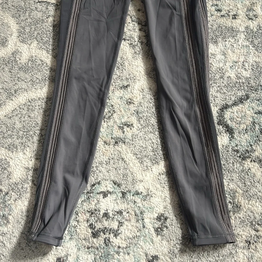 Lululemon Power Lines Pant *28